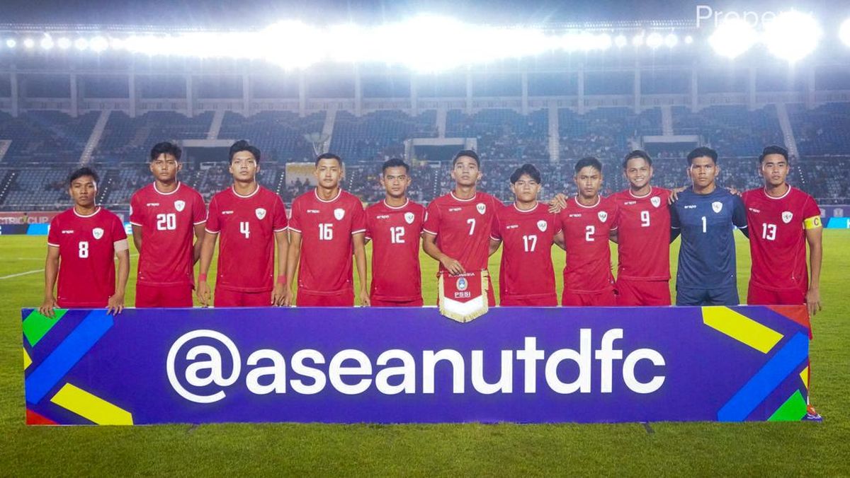 Starting 11 Timnas Indonesia saat melawan Myanmar di laga perdana Grup B Piala AFF 2024 di Stadion Thuwunna, Yangon, Senin (9/12). (Dok. PSSI)