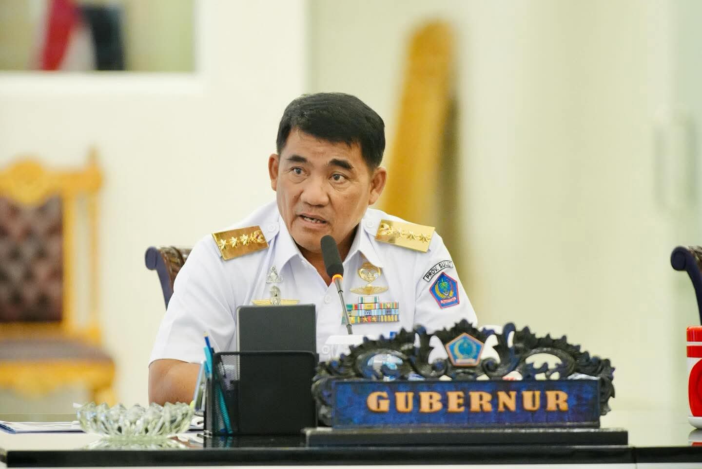 Gubernur YSK dok.(cybersulutnews.co.id)