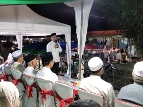 Sekda Boltara Dr. Jusnan C. Mokoginta saat memberikan sambutan dalam rangka pembukaan paspasar senggol pltara 2026. Foto (Jefri Rison Republish.id)