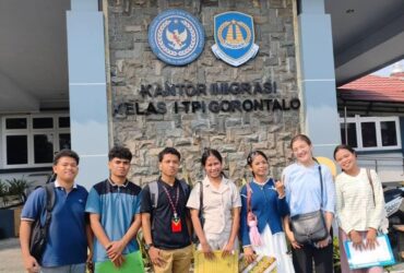 Imigrasi Gorontalo periksa dokumen 10 mahasiswa asing di Universitas Negeri Gorontalo.(Foto: Dok. IMigrasi Gorontalo)