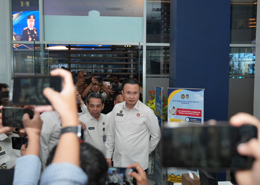 Imigrasi Indonesia menetapkan “Beranda Imigrasi” - sebuah jenama (brand) tunggal untuk menamai seluruh titik lokasi pelayanan keimigrasian di luar gedung Kantor Imigrasi.(Foto: Dok. Imigrasi)